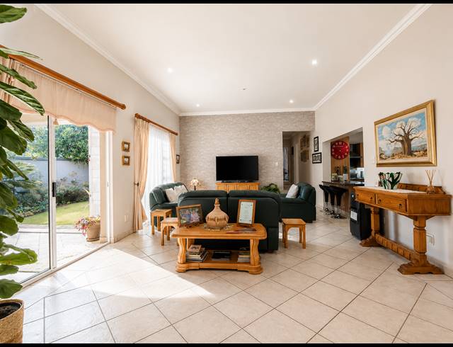 3 BEDROOM HOUSE FOR SALE IN THREE RIVERS EAST